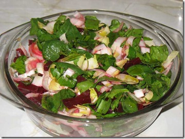 Salata de andive, sfecla rosie si spanac